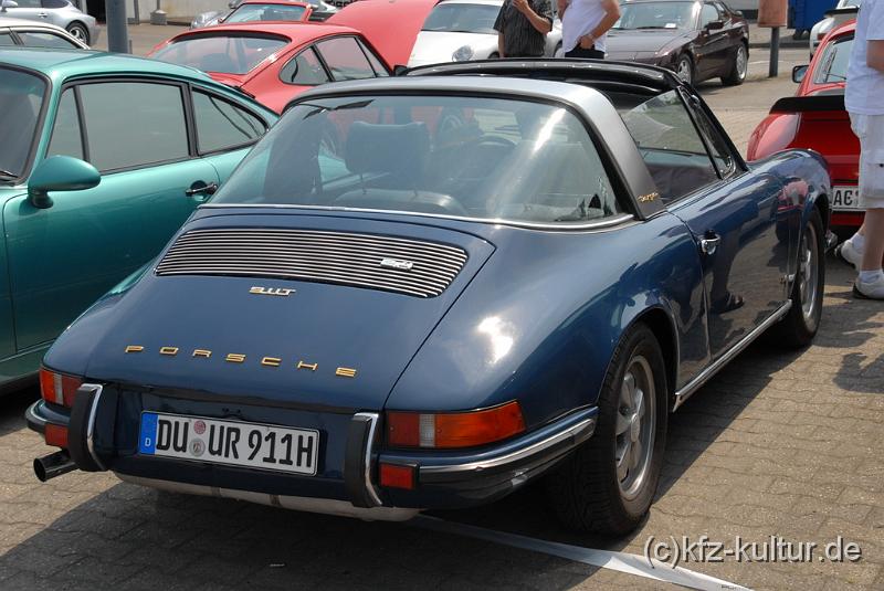 Porsche Zentrum Aachen 8748.JPG